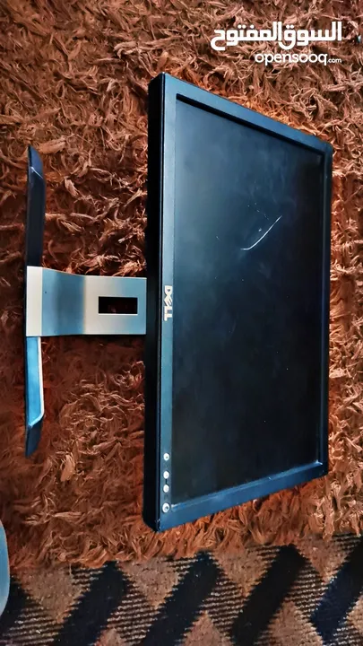 شاشة ديل  17" شغالة فحص كامل   مع كيبورد hp فحص كامل   للبيع ي عمان فقط ماركا الجنوبية كلهم15ديناربس
