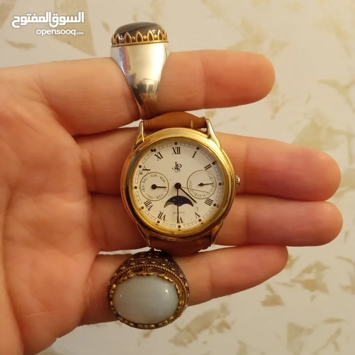 ساعات ماركات اصليه للبيع