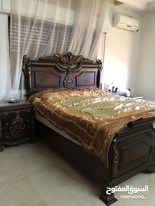 غرفة نوم خشب زان