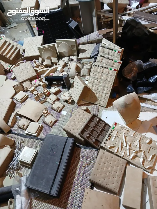 استاندات عرض اكسسوارات ديكور محل فضه