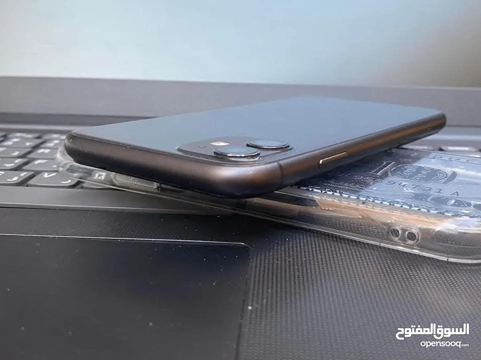 iPhone 11 64G بحاله الوكاله