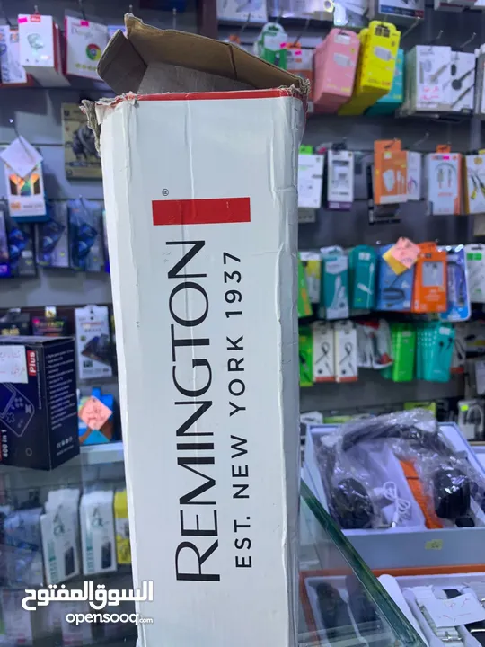 سشوار شعر أمريكي أصلي ماركة (REMINGTON)+ فرشاة