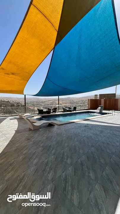 مزرعة وشاليه فيلا طلة الجبل في بيرين للايجار اليومي والاسبوعي والشهري اطلالة ولا بالخيال نتشرف فيكم