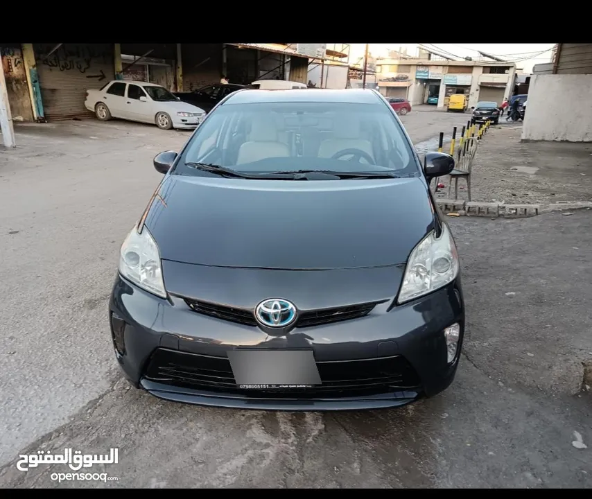 تويوتا بريوس 2013 للبيع 4جيد ب8500