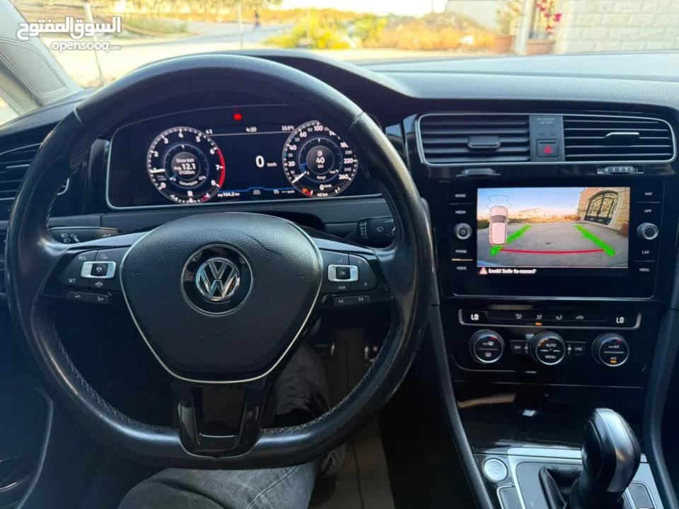 Golf  mk7.5 ماطور 1.5 فل اضافات عدادات ديجتال iq drive