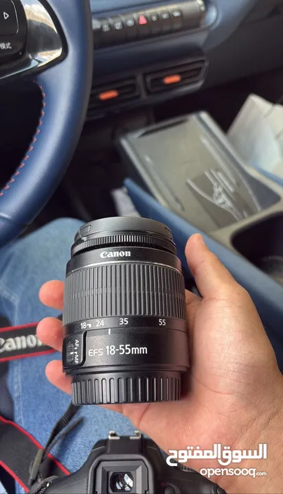 Canon EOS 4000D