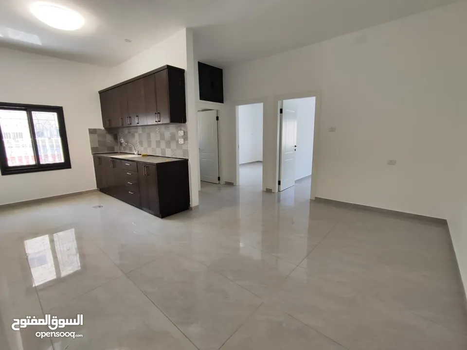 شقة للبيع في الرام – أول نزلة الكسارات قرب سوبرماركت السلايمة