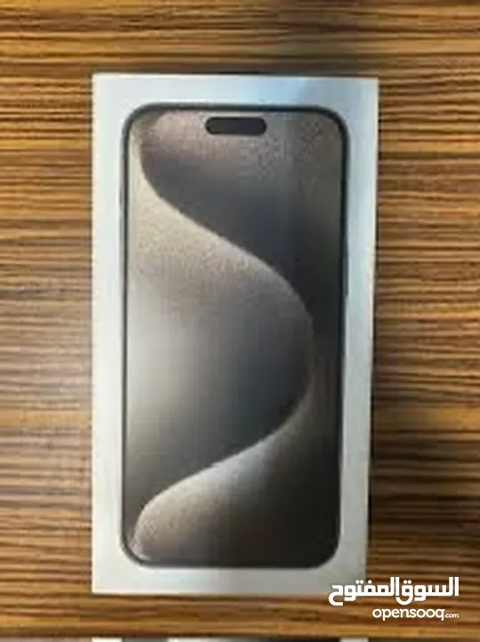 iPhone 15 pro max natural titanium