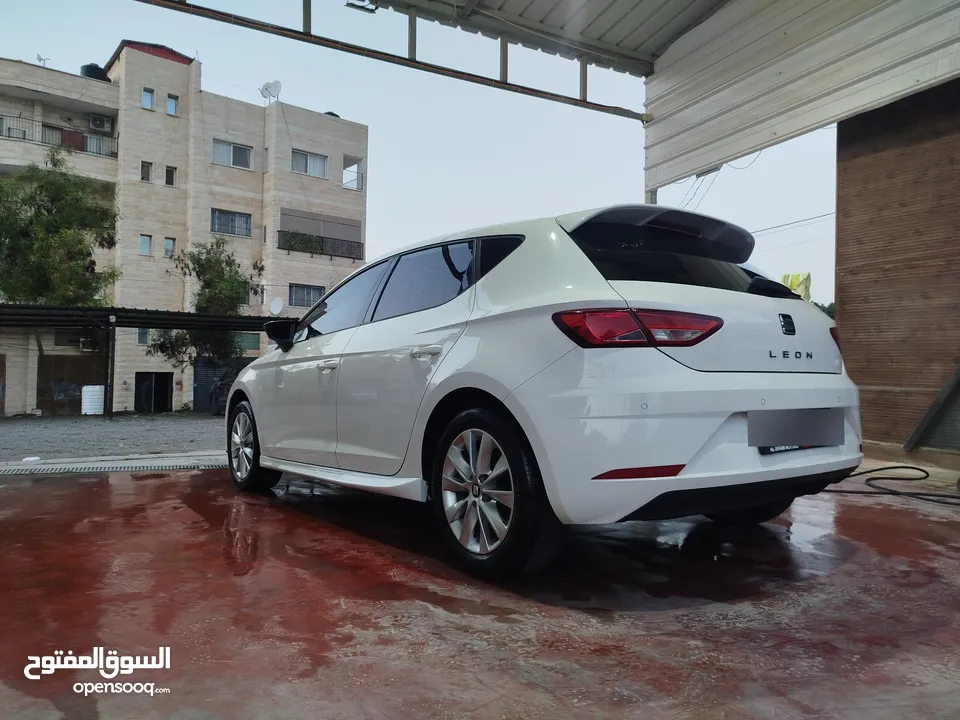 سيات لايون 2018