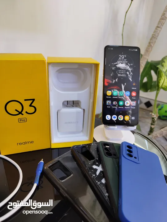 realme Q3 pro 12/256 for sell