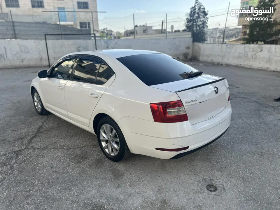 سكودا اوكتافيا 2019 ترخيص ل شهر 8 2026 ماشيه 333 الف كيلو  اصل عمومي  بدها جمرك