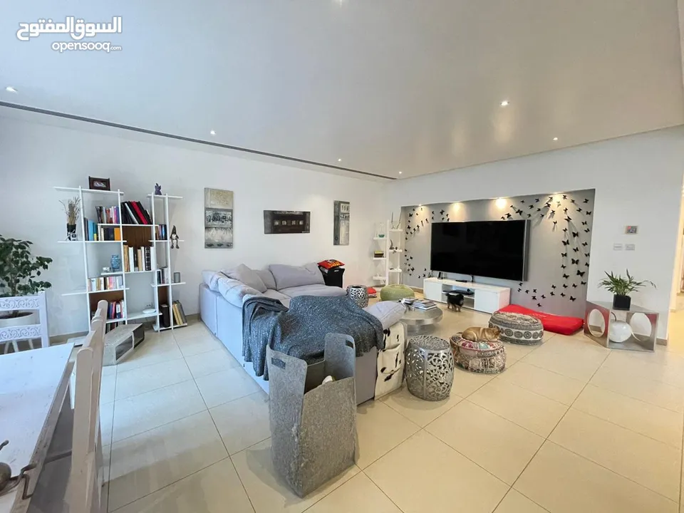 فیلا راقیه /4  غرف نوم /سعر خیالیLuxury villa / 4 bedrooms / fantastic price