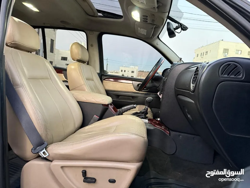 GMC ENOY XL MODEL 2006 FOR SALE جمس انفوي موديل 2006 لون اسود فل كامل للبيع