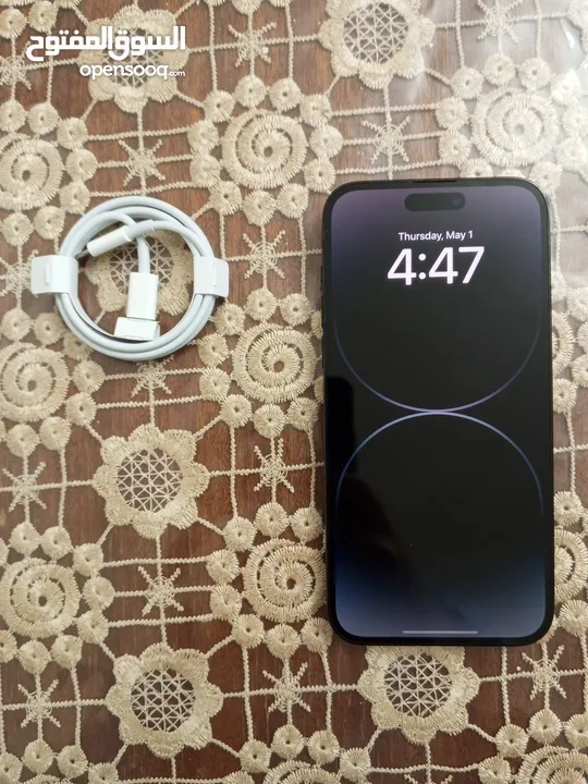 iPhone 14 pro max 256 unlocked  ايفون 14برو ماكس 256 جيجا بحالة ممتازة بطارية 90%...................