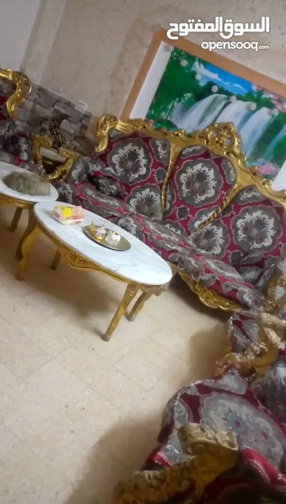بوفيه للبيع استعمال خفيف + طقم كنب مصري خشب زان 100٪