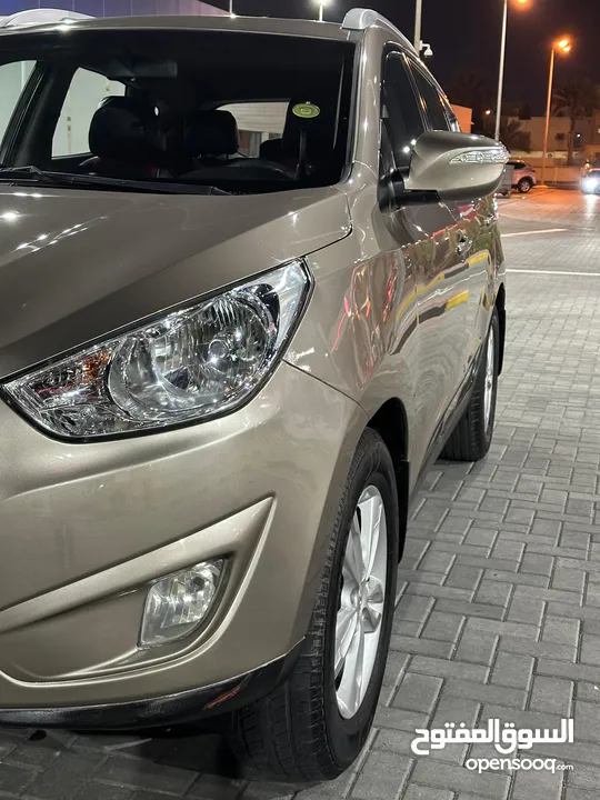 Hyundai Tucson 2.0 model 2013 single onwer