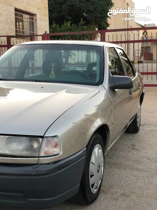 أوبل فيكترا 1991