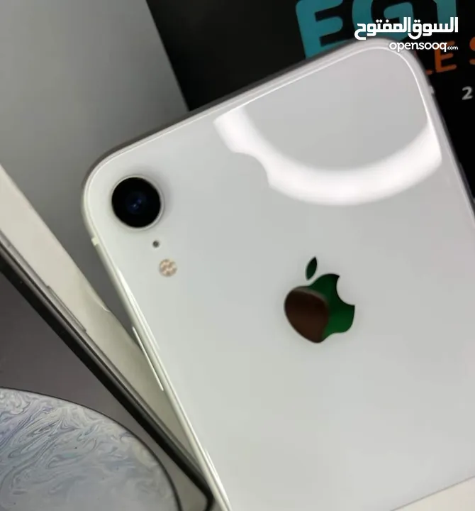 متوفر ايفونات  XR الاصلي جيجا 64 و 128 بطارية مشكل هدية كفر ولزقة وشاحن الاصلي متوفر توصيل