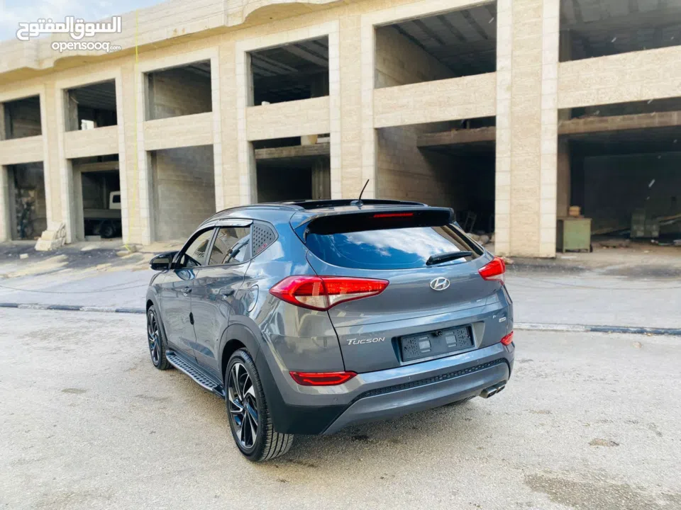 هونداي توسان فل الفل مع فتحة 4/4