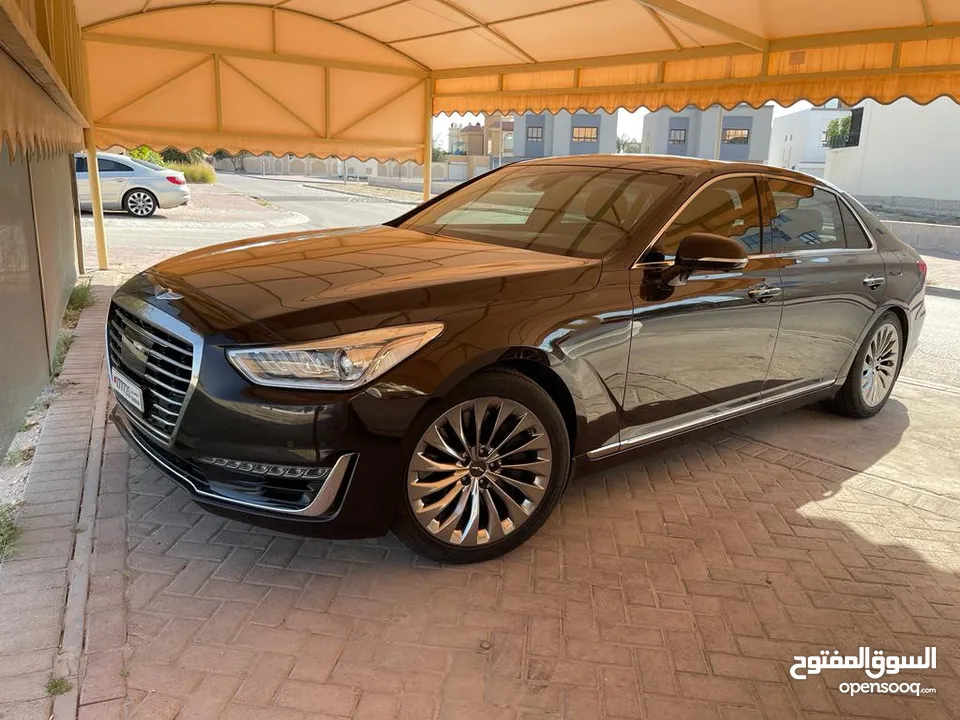 Genesis G90 2018