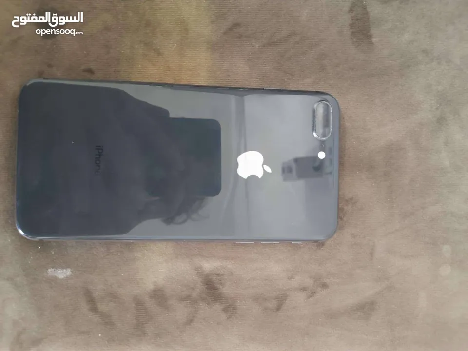 ايفون 8plus بحالة الوكالة مش مفتوح ختم الشركة ولا مغيرلو اشي للبيع او للبدل على لا بتوب او على تلفون