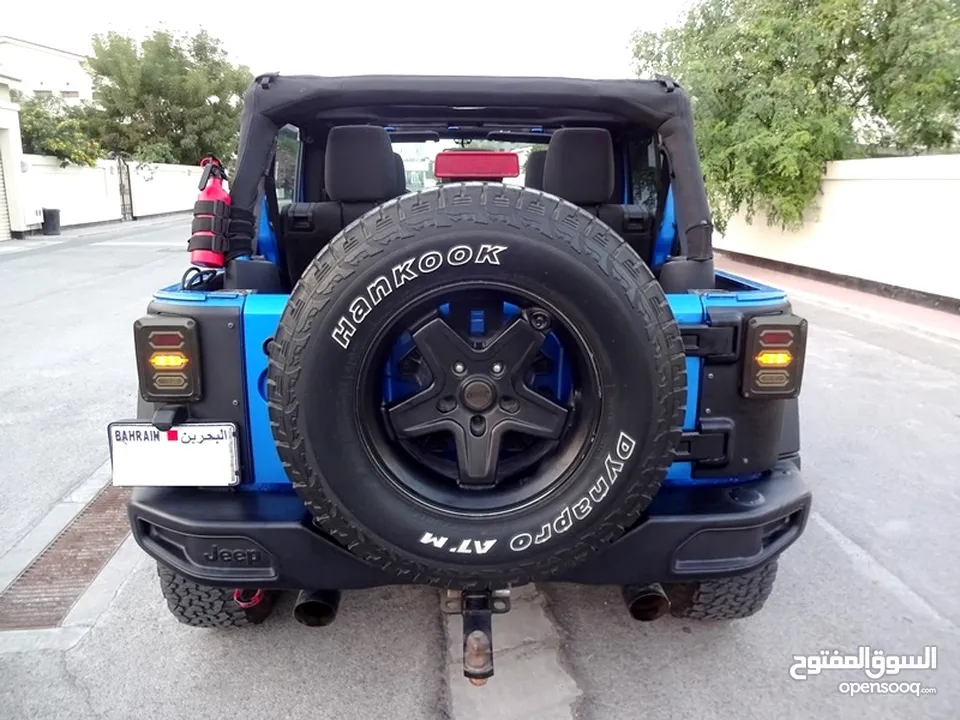 Jeep Wrangler Sahara Unlimited (2016) # Convertible # 3737 8658