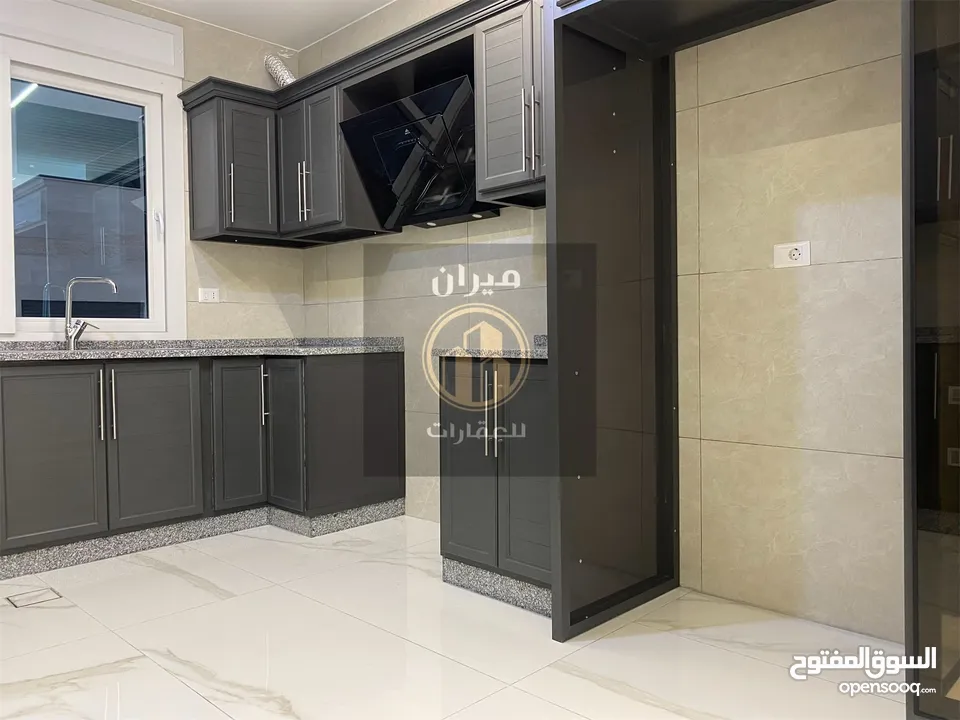 شقة فخمة لم تسكن للإيجار-طابق ثاني-100م-الجبيهة-حي المنصور