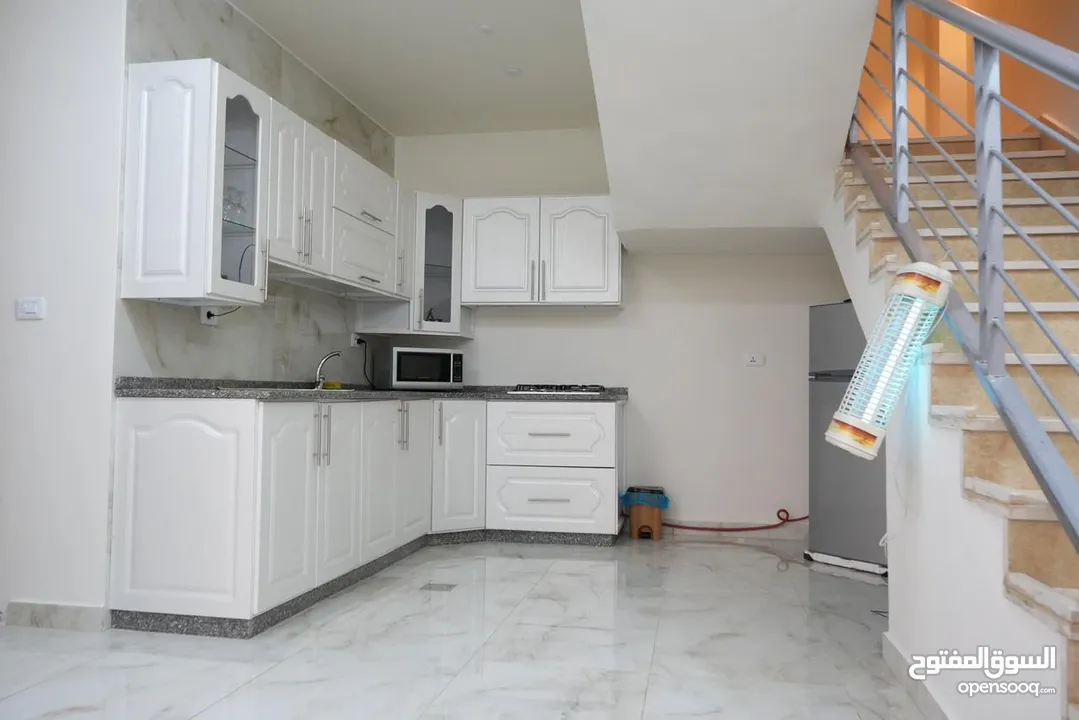 شاليه بمواصفات فاخره في البحر الميت للبيع