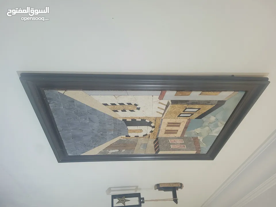 لوحة رخام باب الحارة مع فوانيس