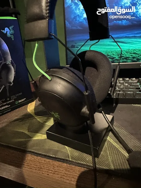 سماعات ريزر مستعمل بلاك شارك في تو فيها مايك  Used Razer headset Blackshark v2 with built in mic