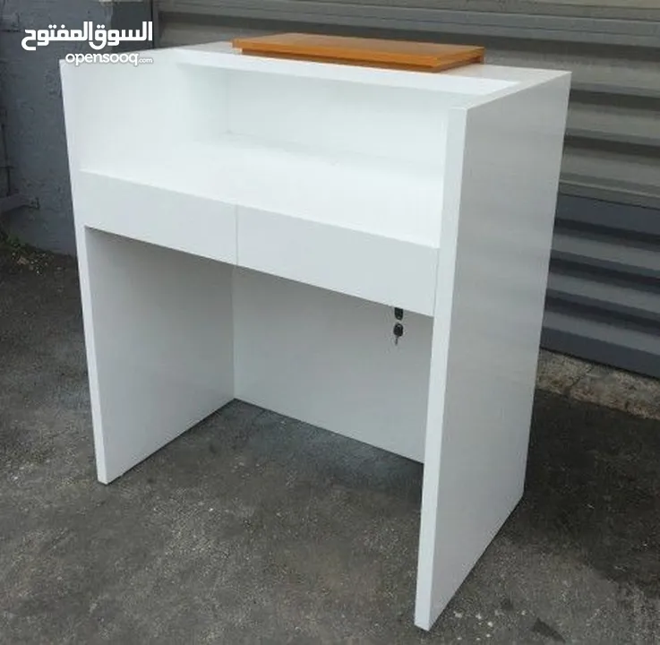 طاولة كاش للمطاعم والمحلات بعدة موديلات وألوان حسب الطلب توصيل مجاني لعمان والزرقاء خلال يومين