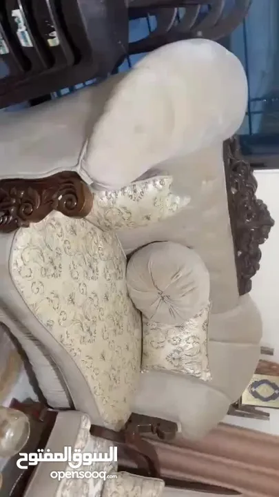 غرفه ضيوف وطاولة سفرة للببيع