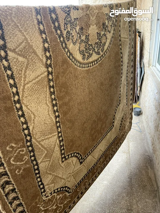 3 سجادات للبيع نظيف