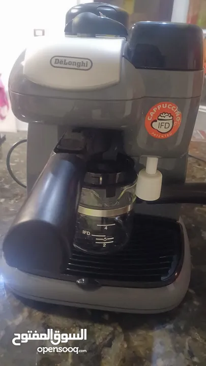 ماكينة قهوة شبة جديدة
