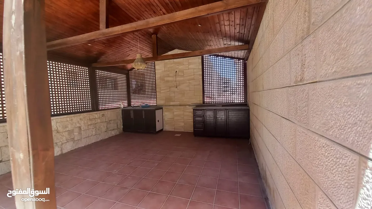 unfurnished apartment for rent Abdoun ( Property 37810 )-174813126