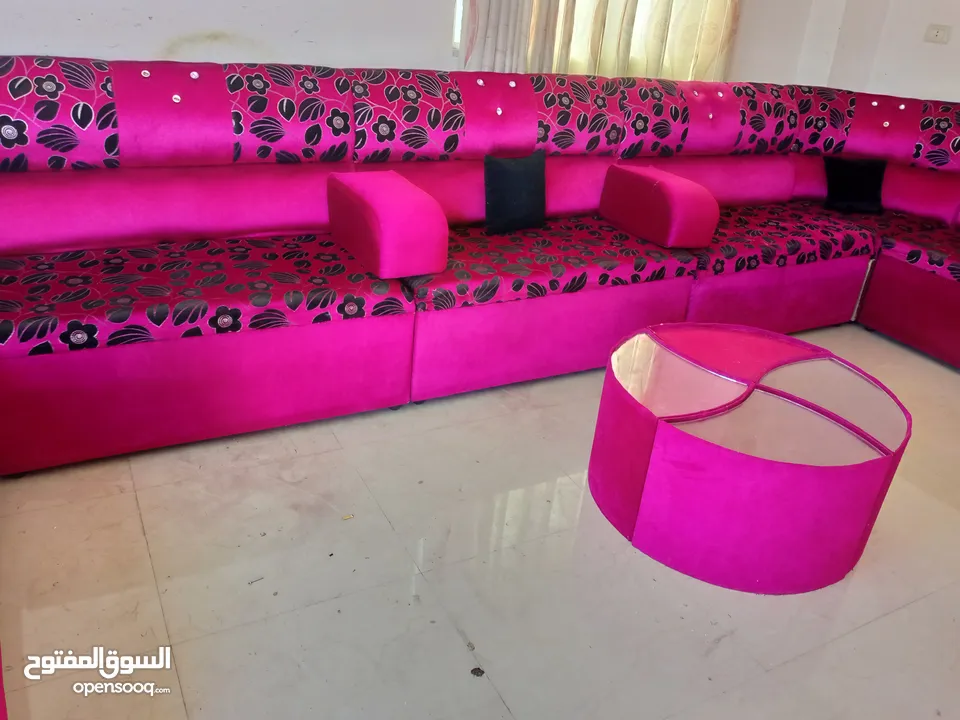 مجلس تفصيل 18 مقعد بحاله الوكاله