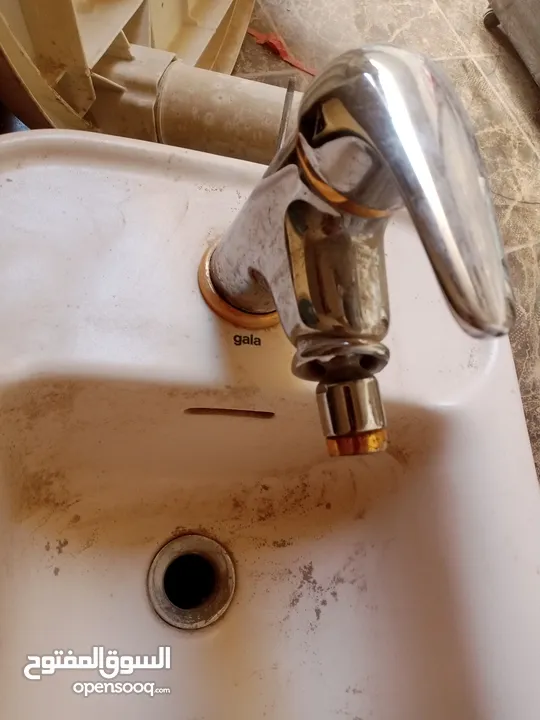 شطافه حمام للبيع سكان الزرقاء