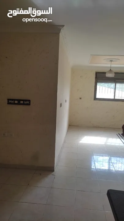 إعلان شقة للبيع في رام الله