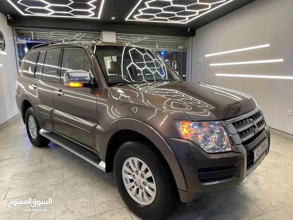 ميتسوبيشي باجيرو 2016 GLS 3500 وارد شركة وصيانة شركة عداد قليل جدا