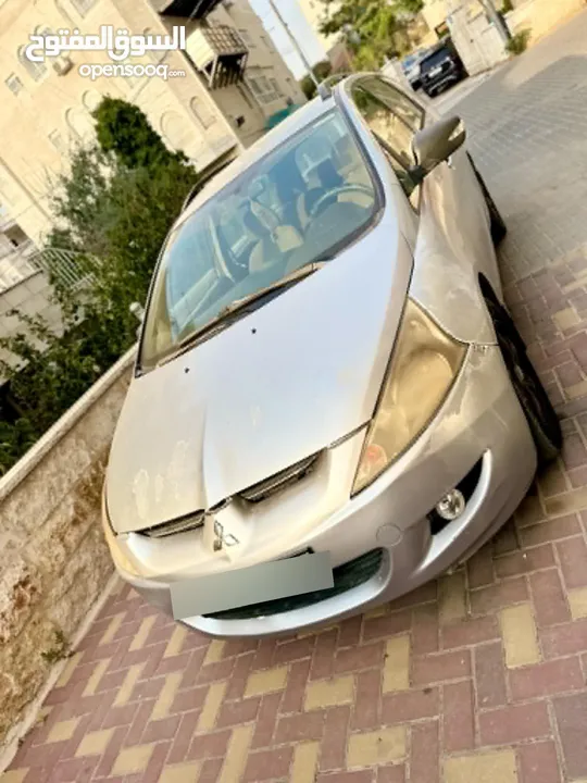 بسعر حرق 7 ركاب ميتسوبيشي جرانديز