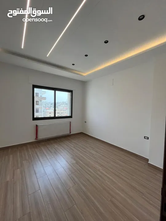 تشطيب فندقي في اجمل مناطق ضاحية النخيل سكن فلل