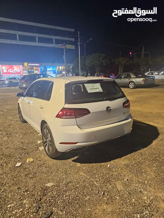 e-golf 2019 اي جولف لون الأبيض مستعمل للبيع
