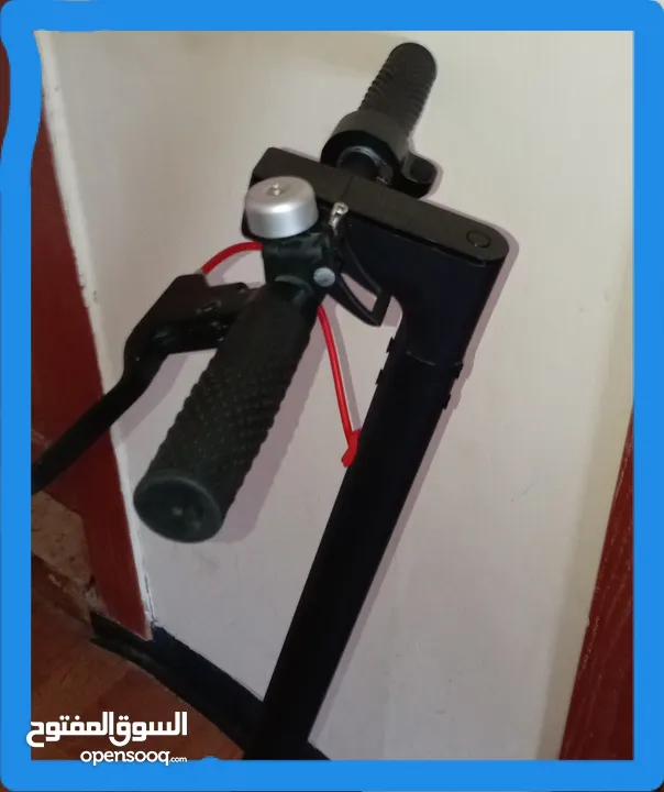 سكوتر كهربائي شبه جديد