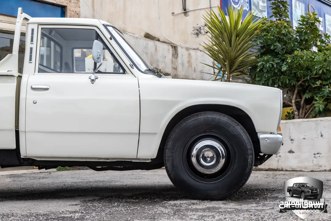 لمحبين البكبات القديمة و المميزة   Nissan junior 1978   البكب بحالة ممتازة جدا و فحص كامل