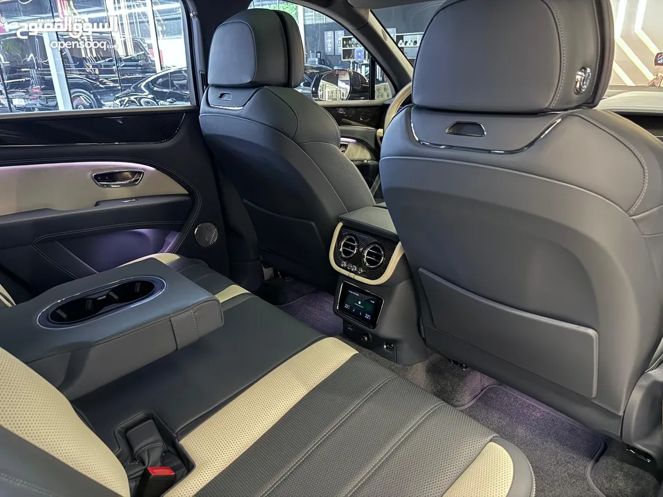 2022 BENTLEY BENTAYGA S V8 /GCC/ DEALER WARRANTY AND SERVICES Details