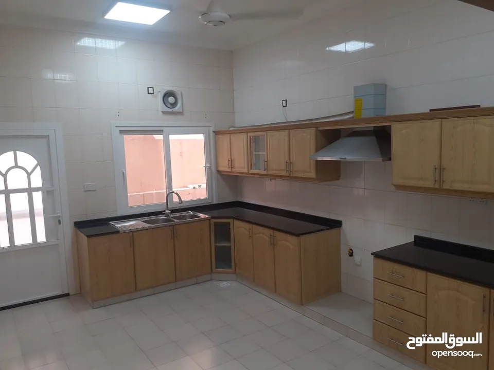 4Me1 Clean 5bhk villa for rent in Ansab height فيلا للايجار في مرتفعات الانصب