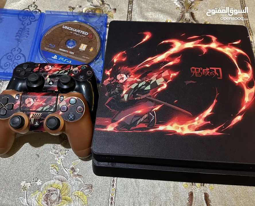 Ps4 1T وكالة +cd uncharted+ ايدتين اصليات فقط 180