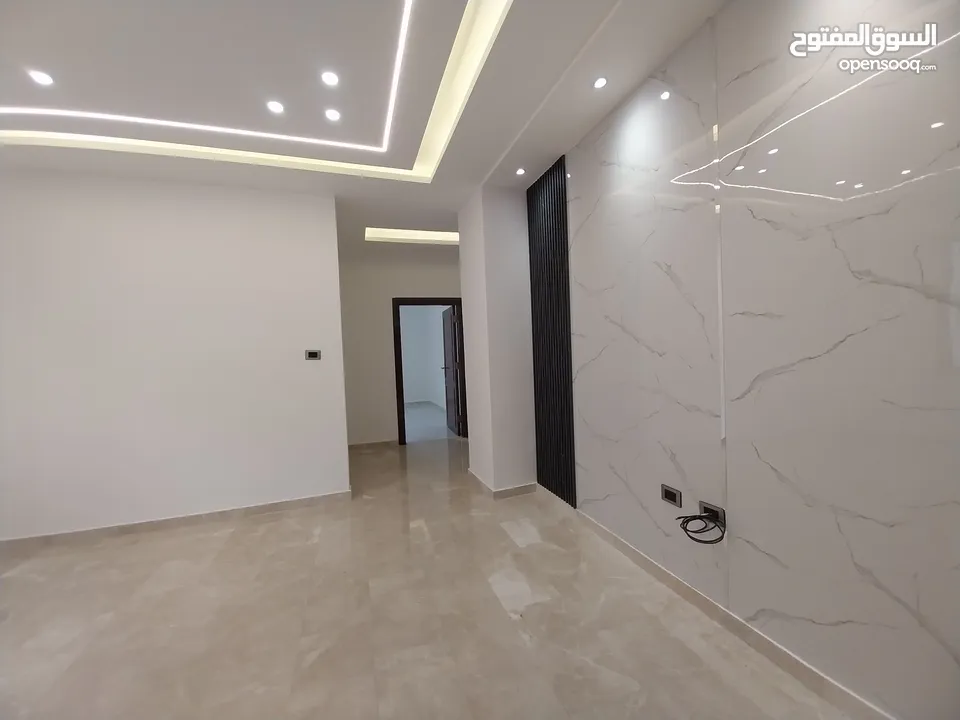 شقة للبيع في عبدون  ( Property ID : 36524 )