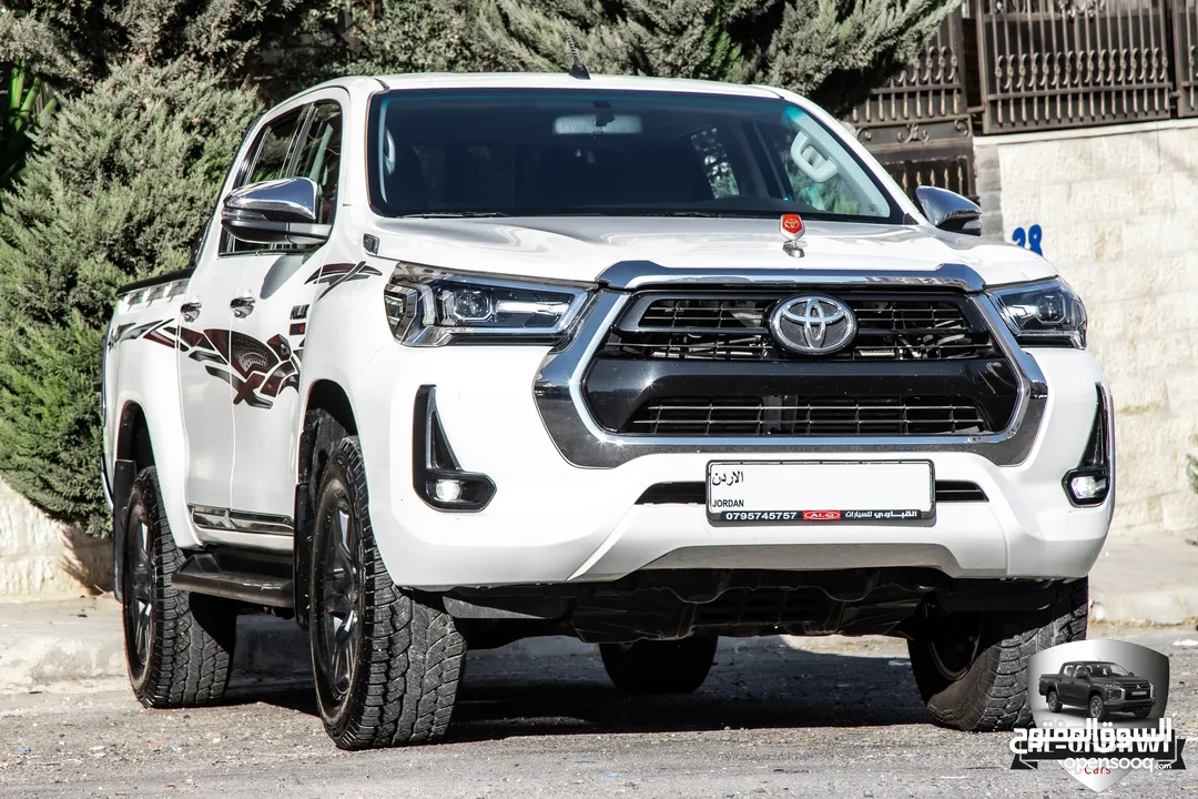 Toyota Hilux 2022   وارد و كفالة الشركة