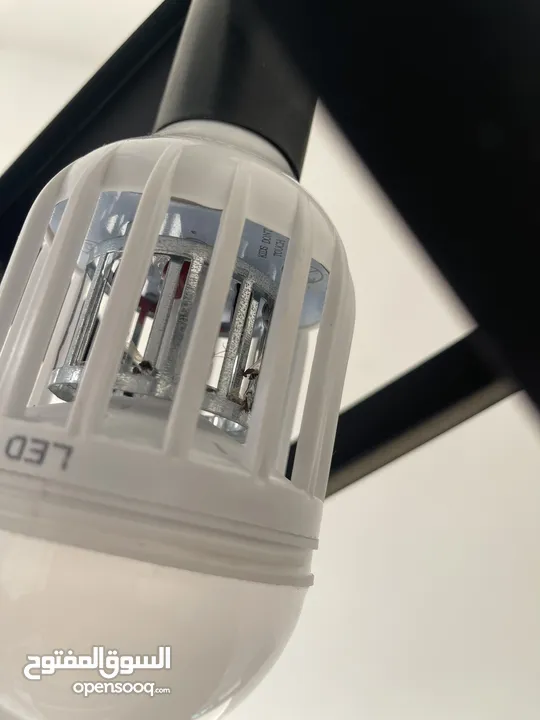 إضاءة LED ZAPPLIGHT وإضاءة للبعوض 2in1